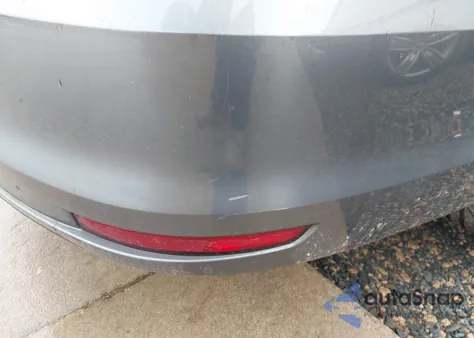 2016 Volkswagen Jetta 1.8T Sel z USA, uszkodzony, nr VIN 3VWL07AJ3GM230746